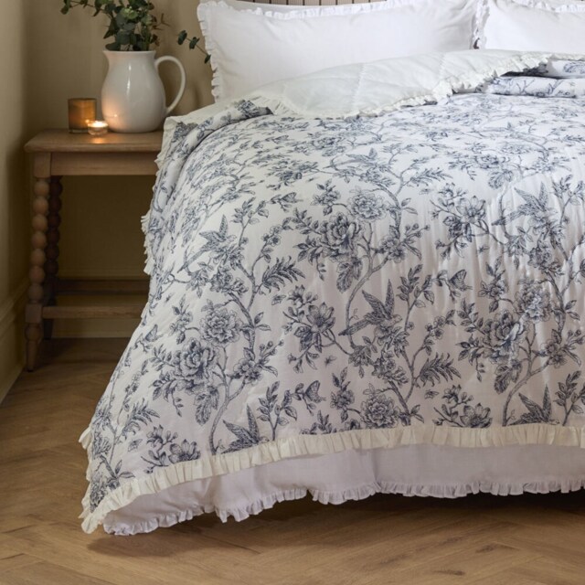 Wylder Hermione Ruffled Cotton Floral Bedspread