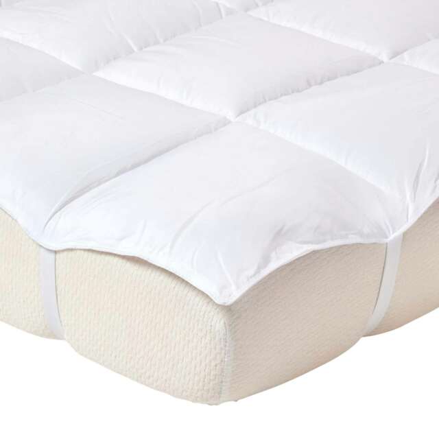 Homescapes Super Microfibre Single Mattress Topper White Single