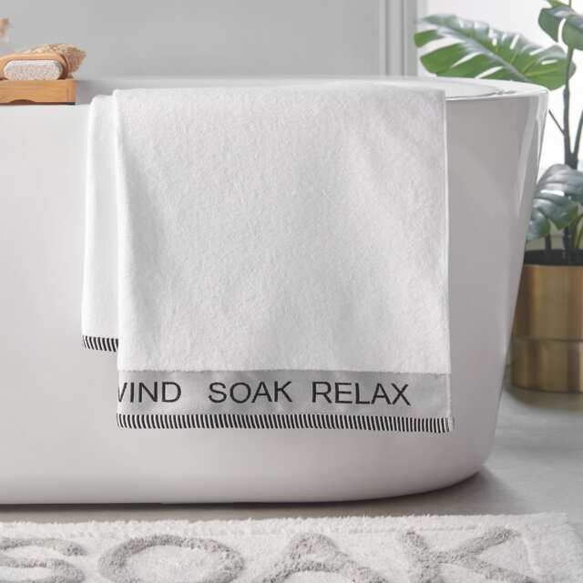 Catherine Lansfield Relax And Unwind Bath Sheet White Bath sheet