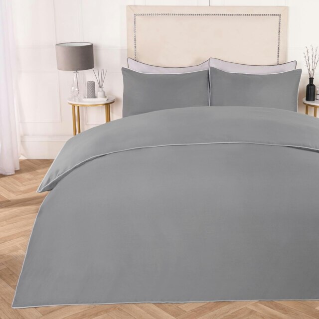 OHS Luxury Soft Microfibre Piped Edge Duvet Quilt Cover and Pillowcase Set, Double - Grey/White