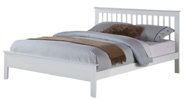 5ft King Size White wood bed frame.Shaker,Wooden.Pure bright white painted bedstead. Low foot end board White King