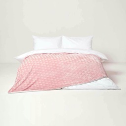 Homescapes Blush Pink Geometric Triangle Velvet Throw - 160 x 200 cm