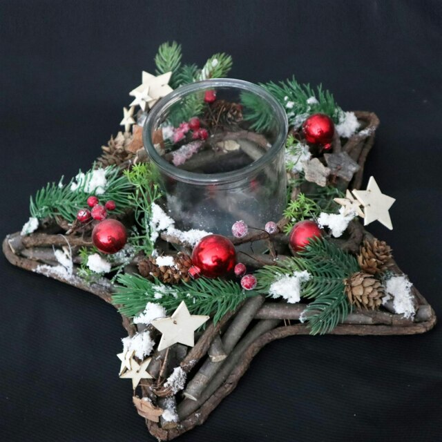 Star Shape Wooden Candle Holder Tabletop Centrepiece Christmas Decorated with Red/Silver Baubles, Berries and Cones