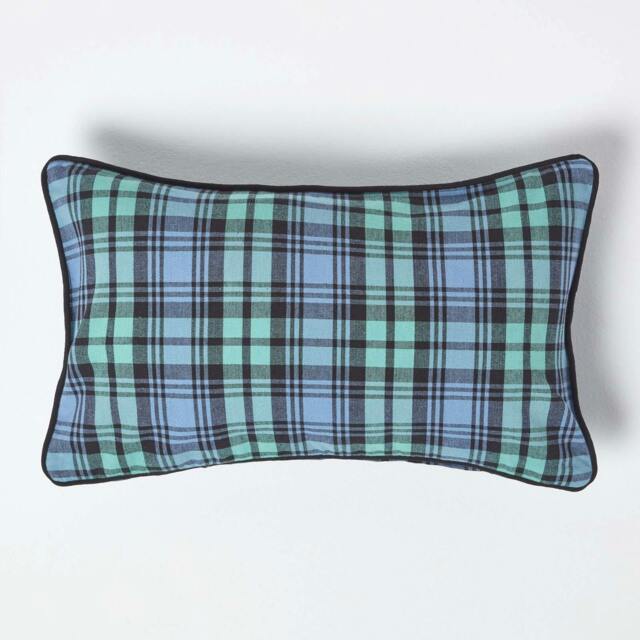 Homescapes Cotton Black Watch Tartan Cushion Cover - 30 x 50 cm Blue Blue 30 x 50 cm