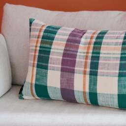 Marabar Cushion Cover Mauve & Green 40 x 60cm - thumbnail 3
