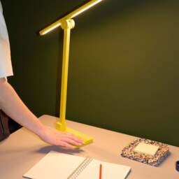 Axis Task Lamp Yellow - thumbnail 3
