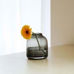 Pod Vase Smoke 13cm - thumbnail 2