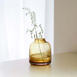 Pod Vase Amber 13cm - thumbnail 2