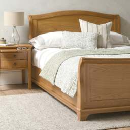 Winchcombe Oiled Oak Double Sleigh Bed - The Cotswold Company