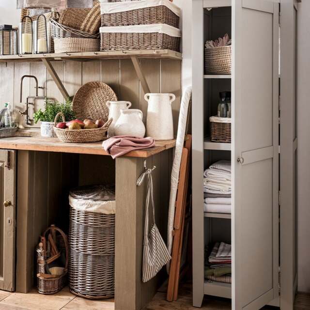 Shaker Cupboard - Chester Dove Grey - The Cotswold Company - image 1