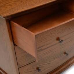 Winchcombe Dark Oak Low and Wide 6 Drawer Chest - The Cotswold Company - thumbnail 6