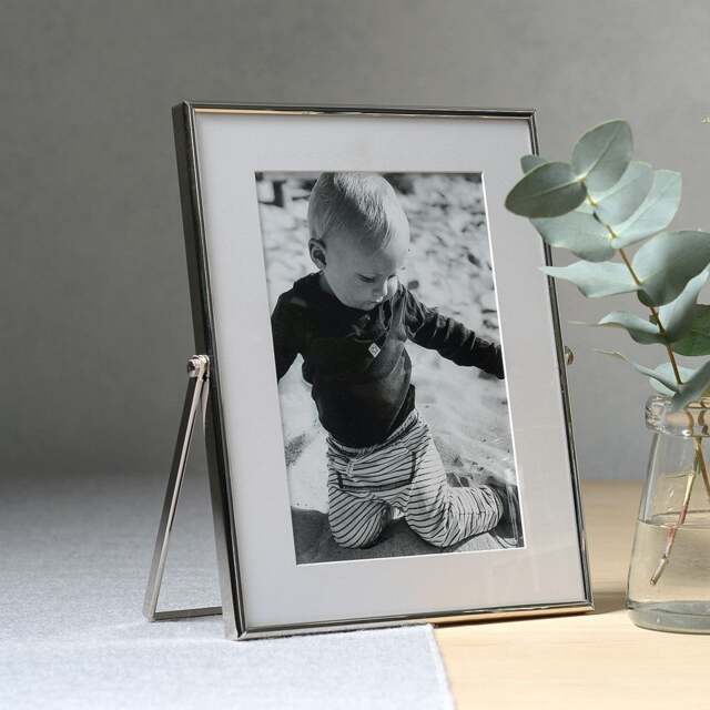 Photo Frame 5x7 - Silver Finish - The Cotswold Company - image 1