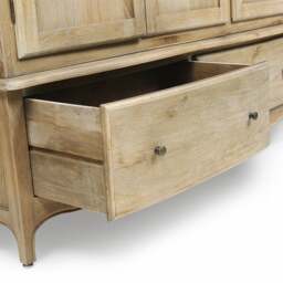 Camille Limewash Oak Triple Wardrobe - The Cotswold Company - thumbnail 7