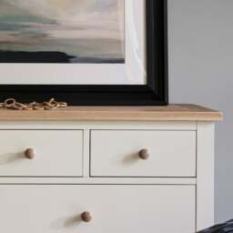 8 Drawer Chest - Chester Classic Cream - The Cotswold Company - thumbnail 2