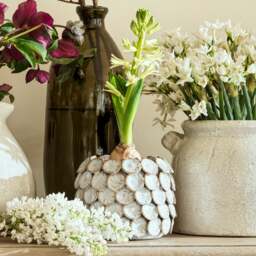 Dot Sculptural - White - Vase - The Cotswold Company
