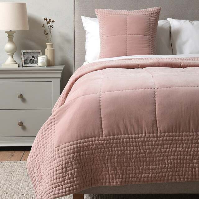 Luxury Cotton Velvet Dusky Pink Bedspread 250x260cm - Home Accessories - The Cotswold Company - image 1
