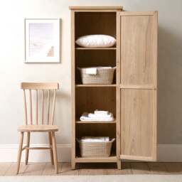 Shaker Cupboard - Inglesham Whitewash Oak - The Cotswold Company - thumbnail 2