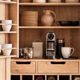 Double Larder - Inglesham Whitewash Oak - The Cotswold Company - thumbnail 2