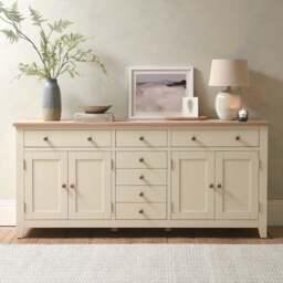 Grand Sideboard - Chester Classic Cream - The Cotswold Company