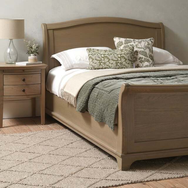Double Sleigh Bed - Winchcombe Smoked Oak - The Cotswold Company - image 1