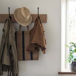 7 Hook Coat Rack - Chester Oak - The Cotswold Company - thumbnail 3
