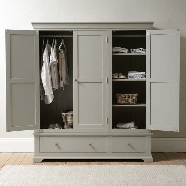 Chantilly Pebble Grey Triple Wardrobe - The Cotswold Company - image 1