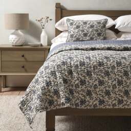 Agnes Floral Bed Throw - Home Accessories - The Cotswold Company - thumbnail 2