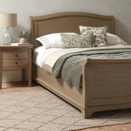 Winchcombe Smoked Oak 5ft King Size Sleigh Bed - The Cotswold Company