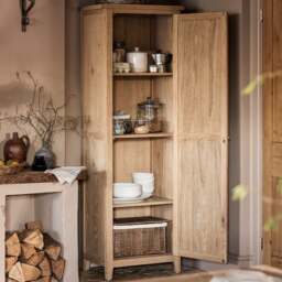 Inglesham Whitewash Oak Inglesham Whitewash Oak Kitchen Island and Shaker Cupboard Set - The Cotswold Company - thumbnail 3