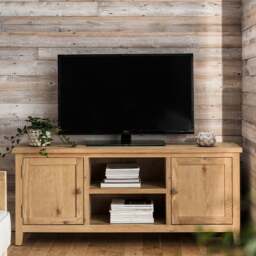 Inglesham Whitewash Oak Large TV Stand - The Cotswold Company