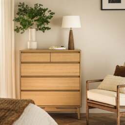 Winson Light Oak 5 Drawer Chest of Drawers - The Cotswold Company