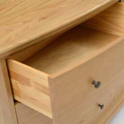 Winchcombe Oiled Oak Low and Wide 6 Drawer Chest - The Cotswold Company - thumbnail 5