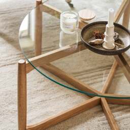 Weston Oak Round Coffee Table - The Cotswold Company - thumbnail 2