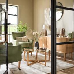 Weston Oak Round Coffee Table - The Cotswold Company