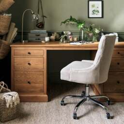 Elkstone Mellow Oak Executive Desk - The Cotswold Company - thumbnail 2