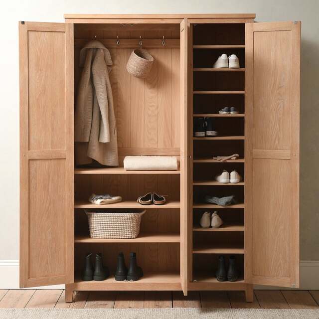 3 Door Hallway Cupboard - Inglesham Whitewash Oak - The Cotswold Company - image 1