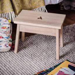 Step Stool - Chester Oak - The Cotswold Company