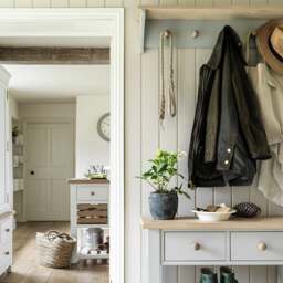 5 Coat Peg Shelf (96cm) - Chester Dove Grey - The Cotswold Company - thumbnail 4