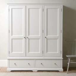 Fairford Soft White Triple Wardrobe - The Cotswold Company - thumbnail 2