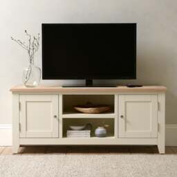 Large TV Stand up to 60 - Chester Classic Cream - The Cotswold Company