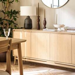 Winson Light Oak Large Sideboard - The Cotswold Company