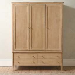 Berkeley Nordic Oak Triple Wardrobe - The Cotswold Company - thumbnail 2
