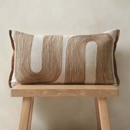 Cushion 30x50cm - Lyneham Spice - The Cotswold Company - thumbnail 2