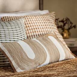 Cushion 30x50cm - Lyneham Spice - The Cotswold Company - thumbnail 3