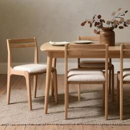 Winson Light Oak 8 Seater Dining Table - The Cotswold Company - thumbnail 6