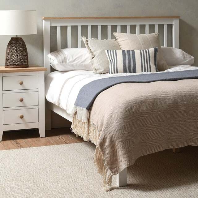 Double Bed - Chester Pure White - The Cotswold Company - image 1