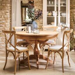 4-6 Seater Round Extending Dining Table - Inglesham Whitewash Oak - The Cotswold Company - thumbnail 2