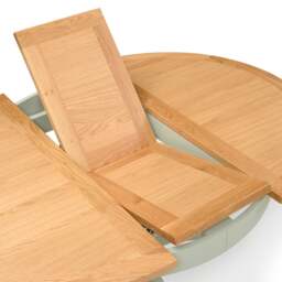 Sussex Sage Green 4-6 Seater Round Dining Table - The Cotswold Company - thumbnail 7