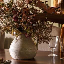 Vase Ravello Flower Jug - The Cotswold Company - thumbnail 6