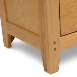 Oakland Rustic Oak 3 Drawer Bedside Table - The Cotswold Company - thumbnail 7